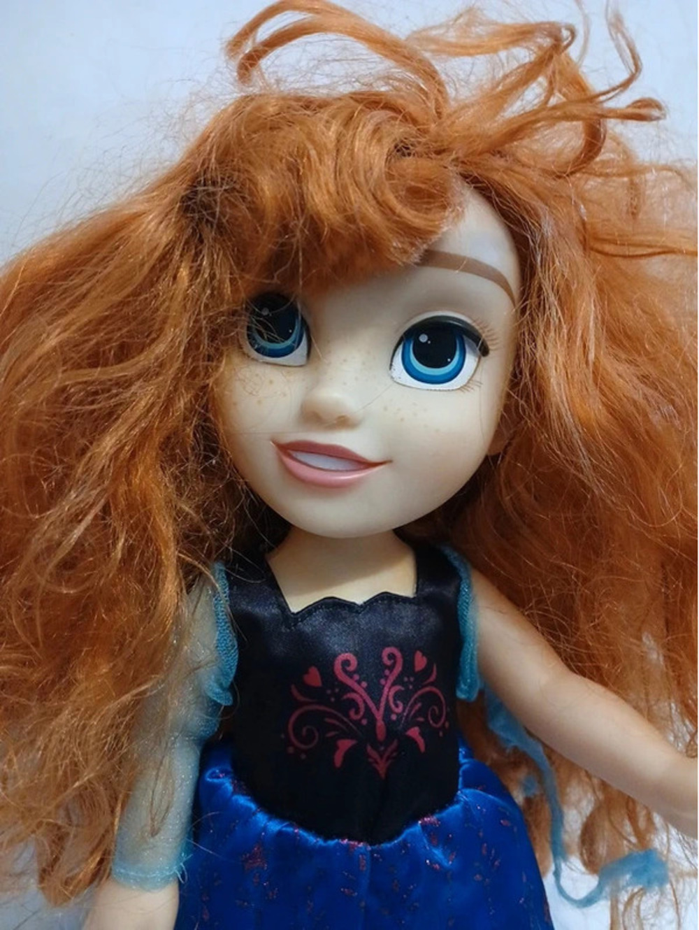 Anna doll - Picture 2 of 8